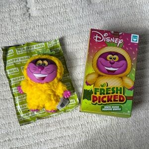 Disney Fresh Picked Blind Bag Opened Cheshire Cat Plush Keychain